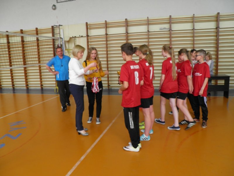 Siatkówka dla Niepodległegłej